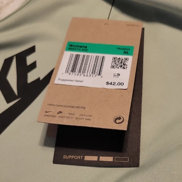 Nike Swoosh Sports Bra Green - Medium Support - Picture 2 of 7